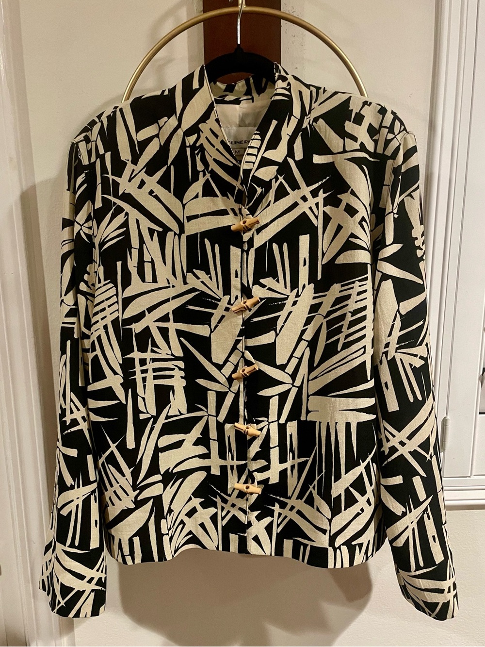 Black & Cream Abstract Print Women’s Jacket - Classic Button Front